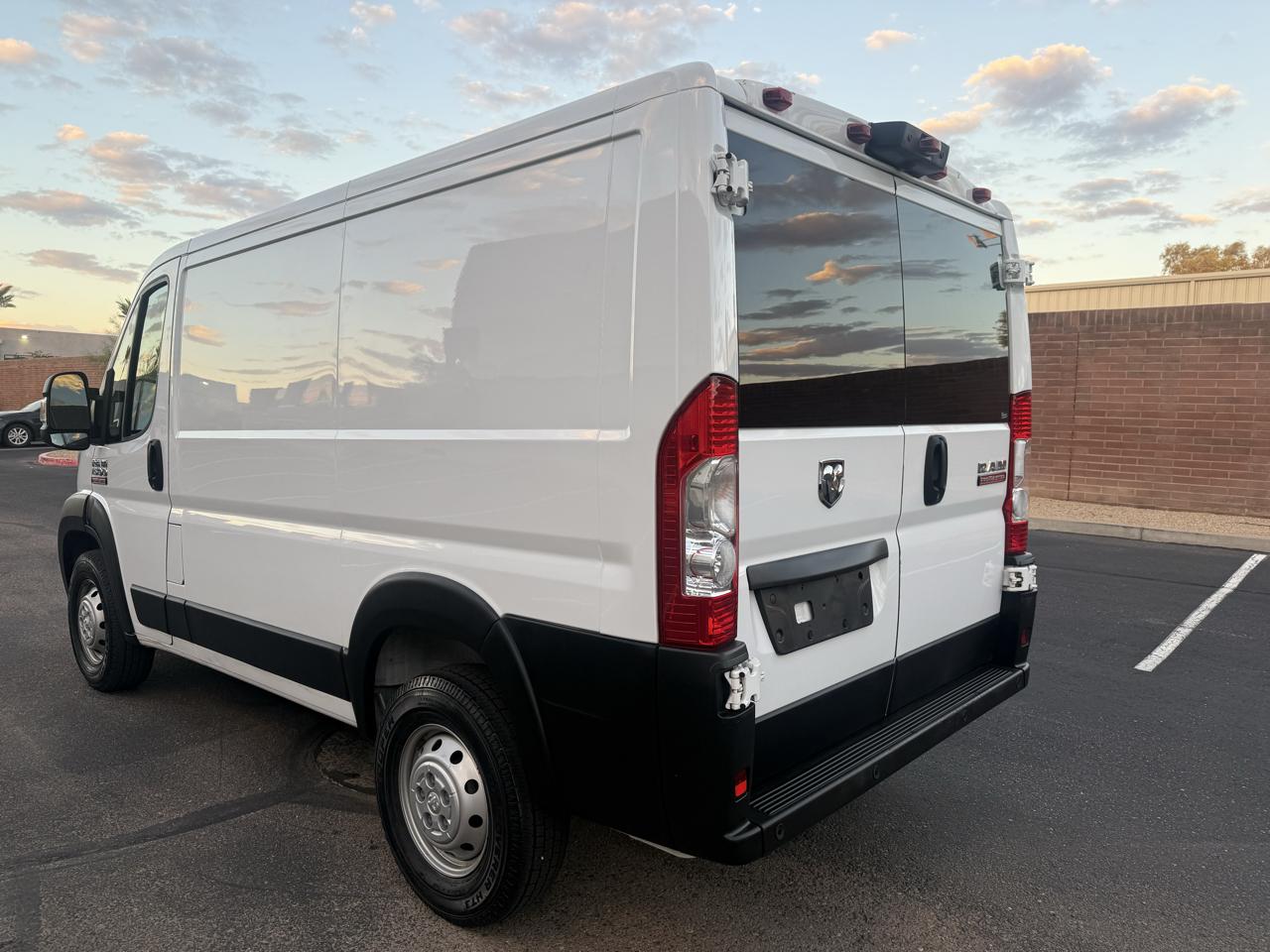 RAM Promaster 1500 Low Roof 118-in. WB 2020