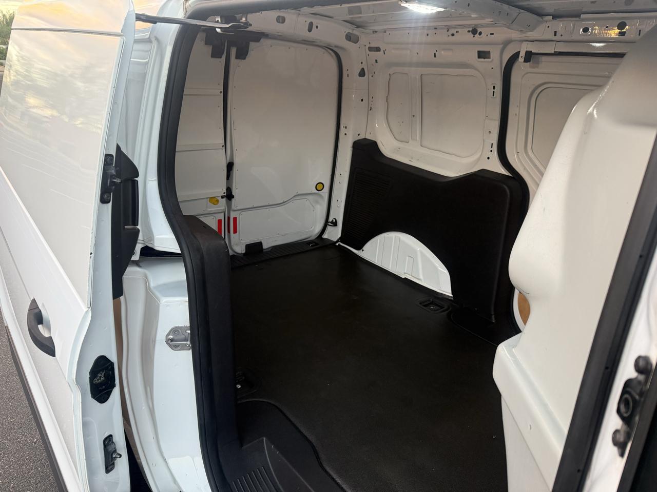 Ford Transit Connect Cargo Van XL LWB w/Rear 180 Degree Door 2016