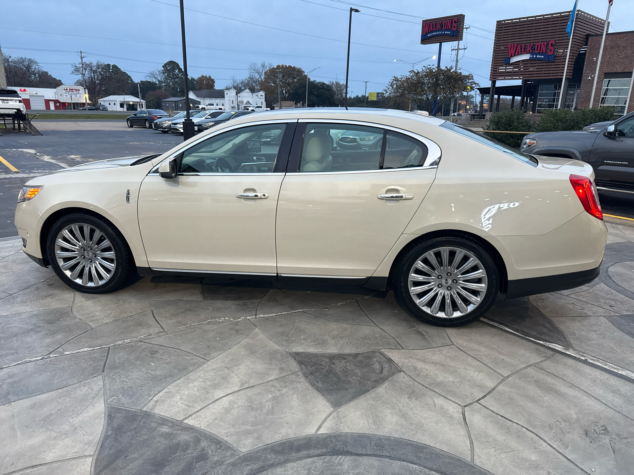 Lincoln MKS FWD 2015