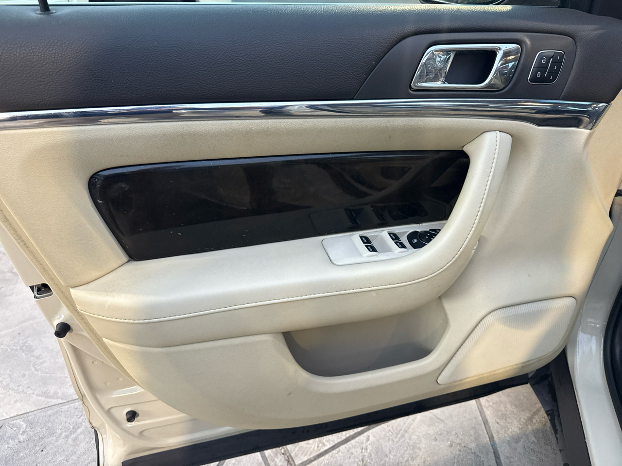 Lincoln MKS FWD 2015