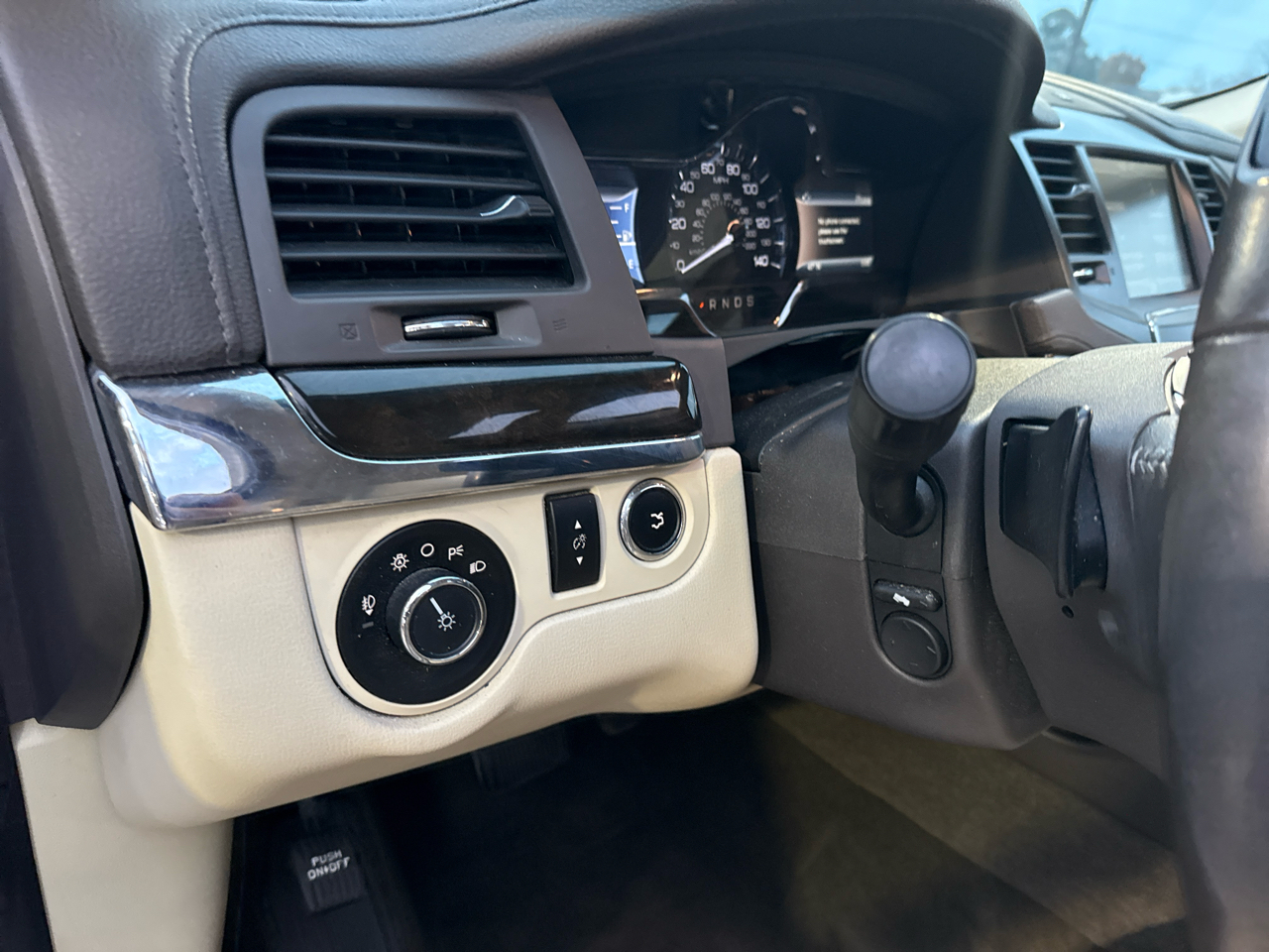 Lincoln MKS FWD 2015