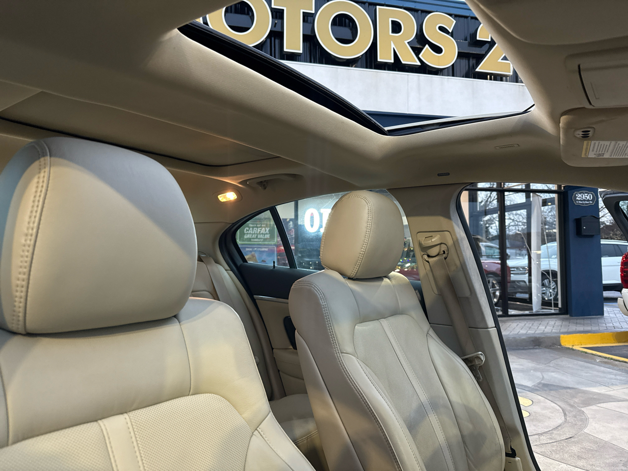 Lincoln MKS FWD 2015