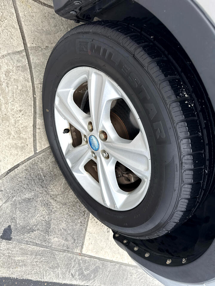 Ford Escape SE FWD 2013