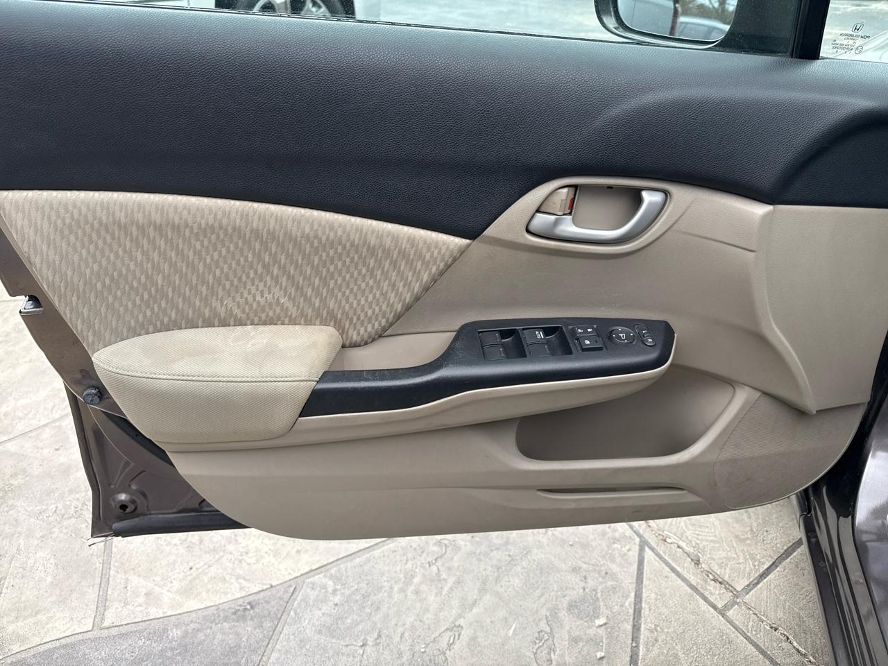 Honda Civic 4dr Sdn LX Auto 2015