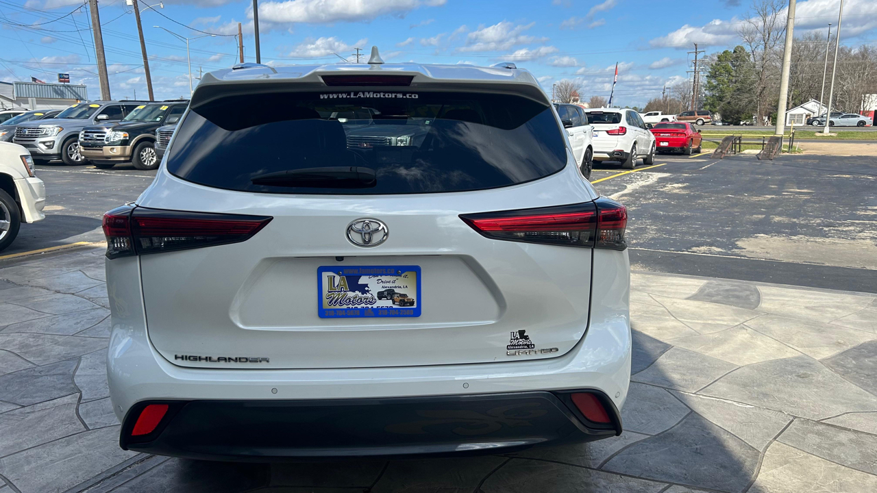 Toyota Highlander Limited 2021