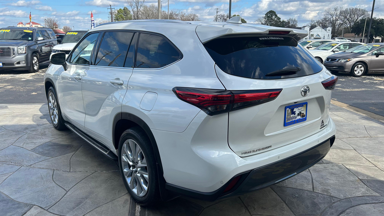 Toyota Highlander Limited 2021