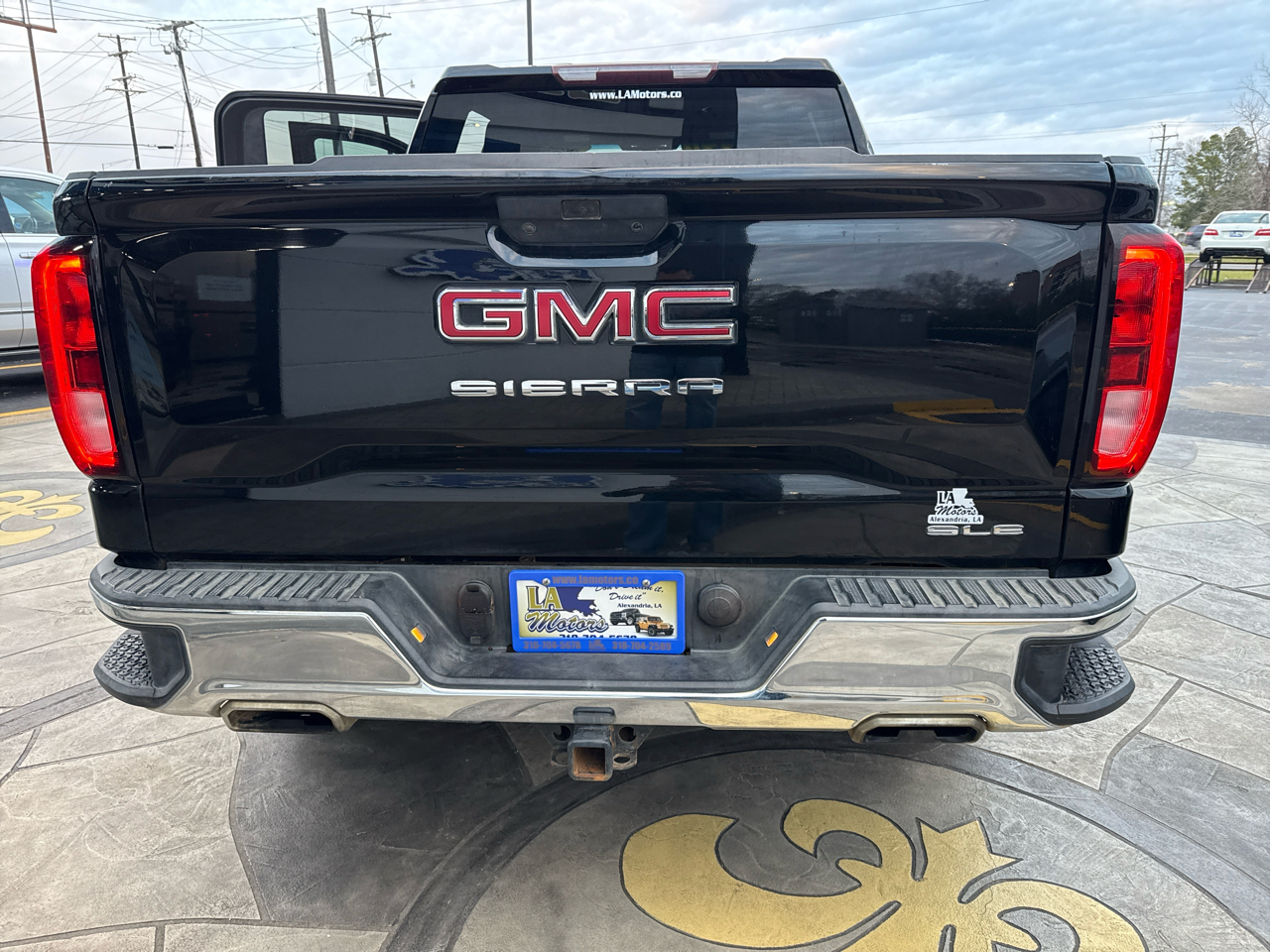 GMC Sierra 1500 4WD Crew Cab 147" SLE 2020