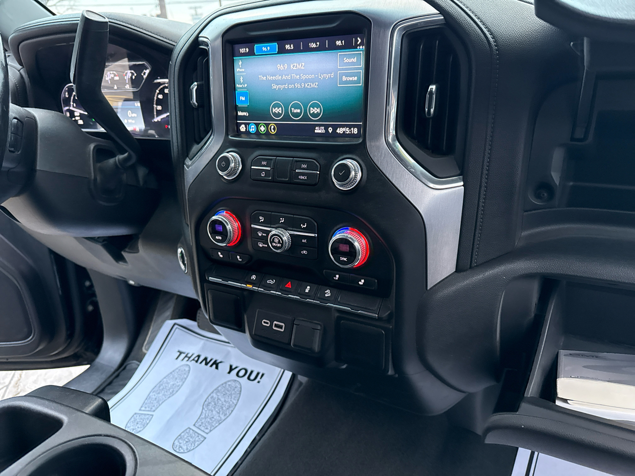 GMC Sierra 1500 4WD Crew Cab 147" SLE 2020