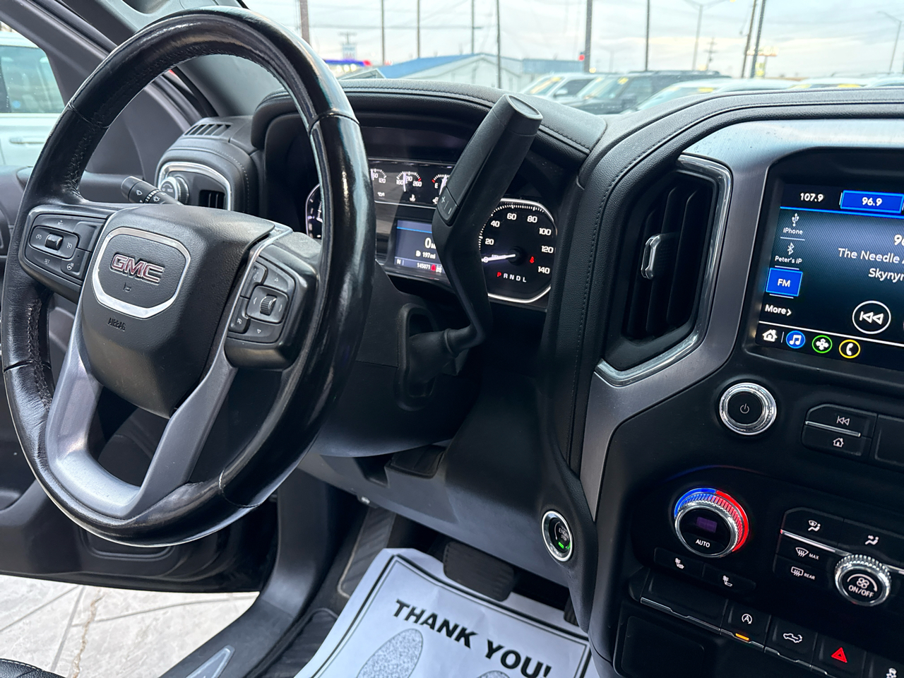 GMC Sierra 1500 4WD Crew Cab 147" SLE 2020