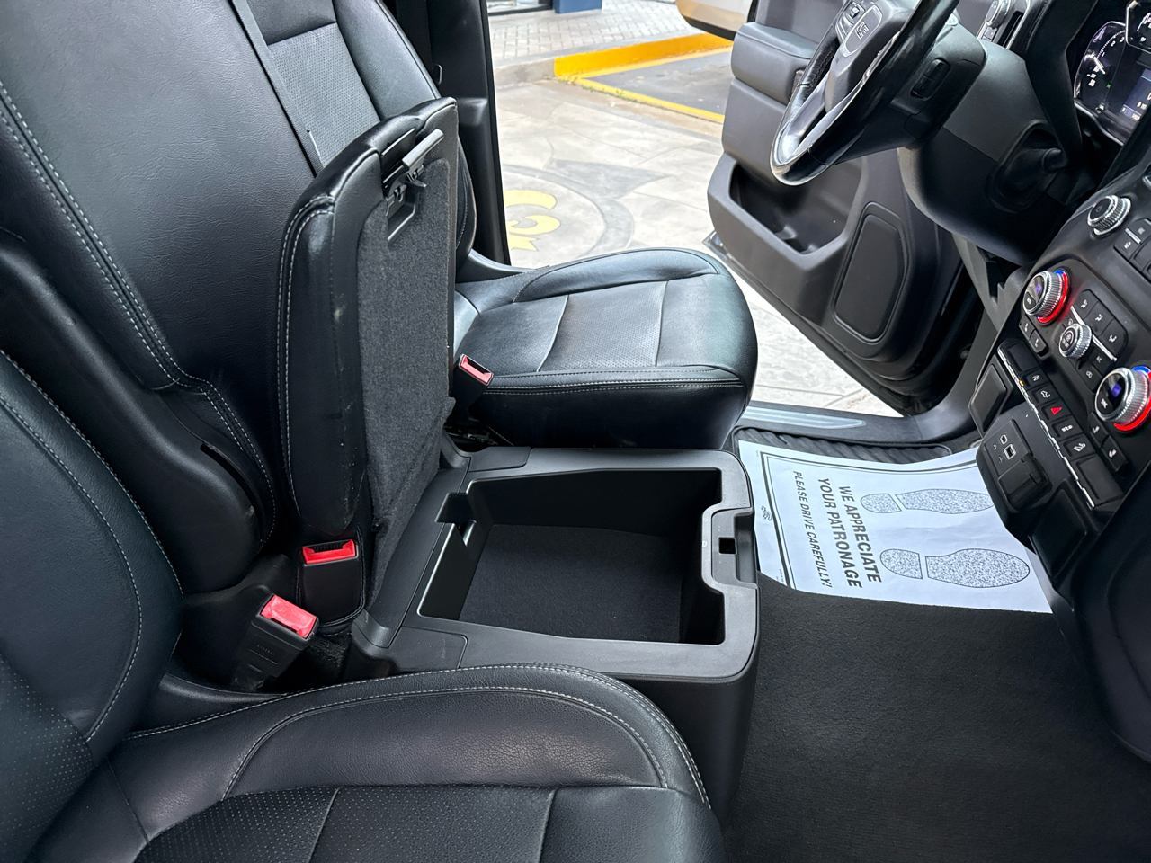 GMC Sierra 1500 4WD Crew Cab 147" SLE 2020