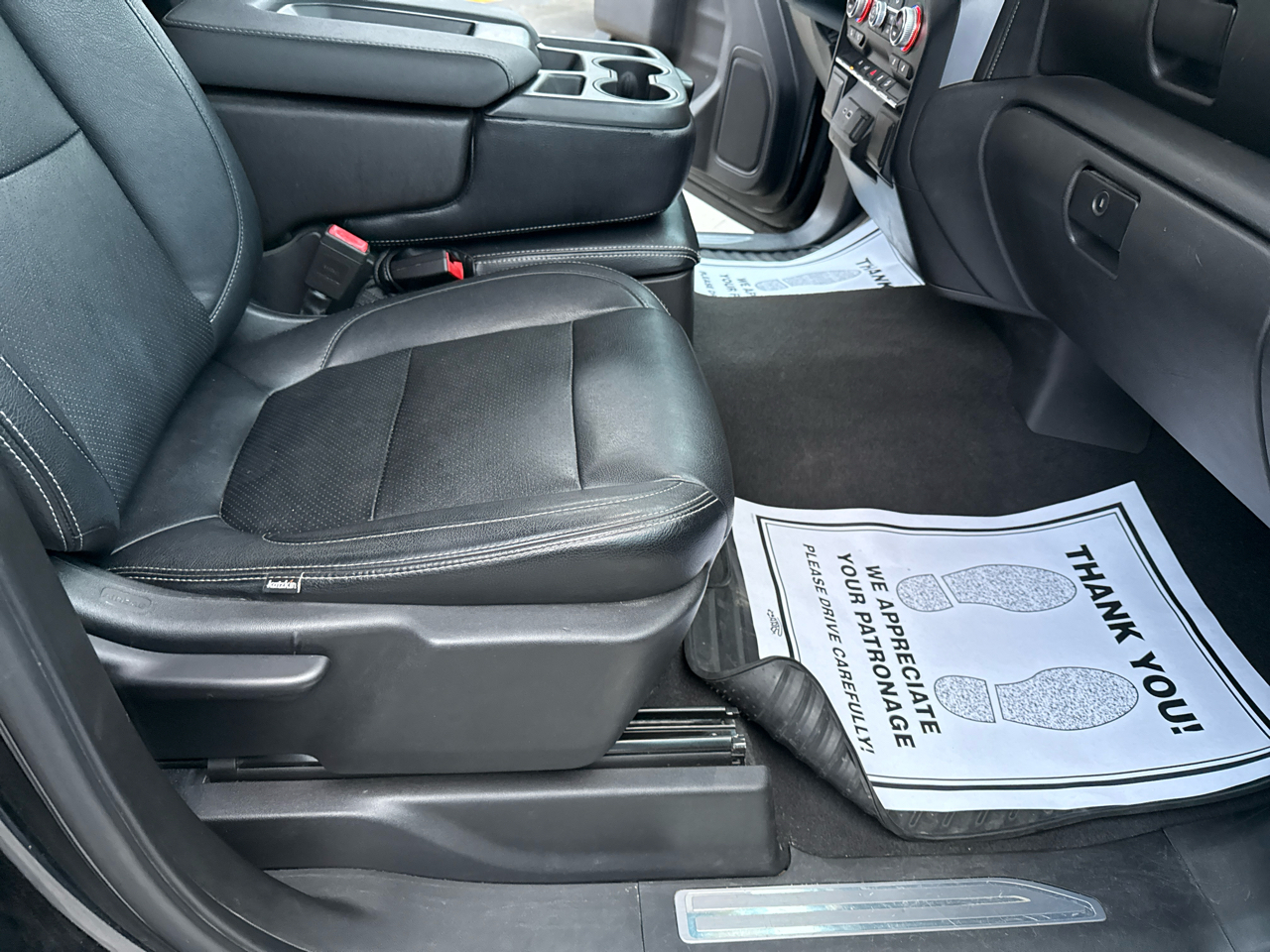 GMC Sierra 1500 4WD Crew Cab 147" SLE 2020