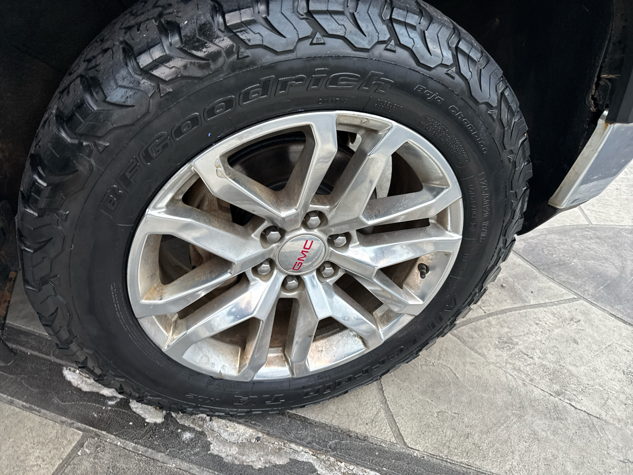 GMC Sierra 1500 4WD Crew Cab 147" SLE 2020