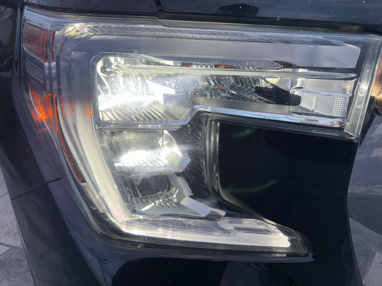 GMC Sierra 1500 4WD Crew Cab 147" SLE 2020