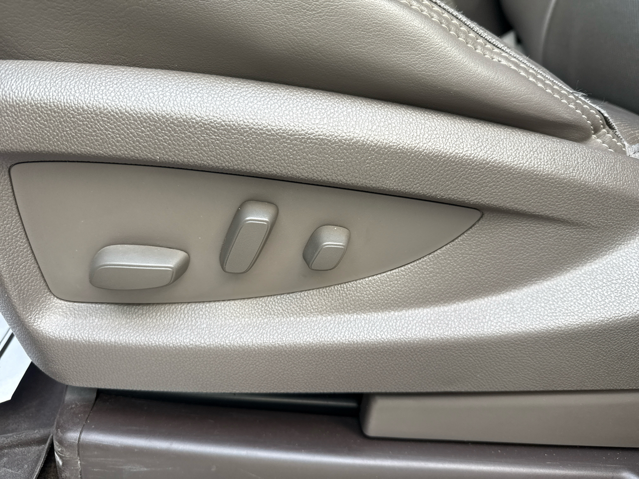 GMC Yukon Denali XL 2WD 2015