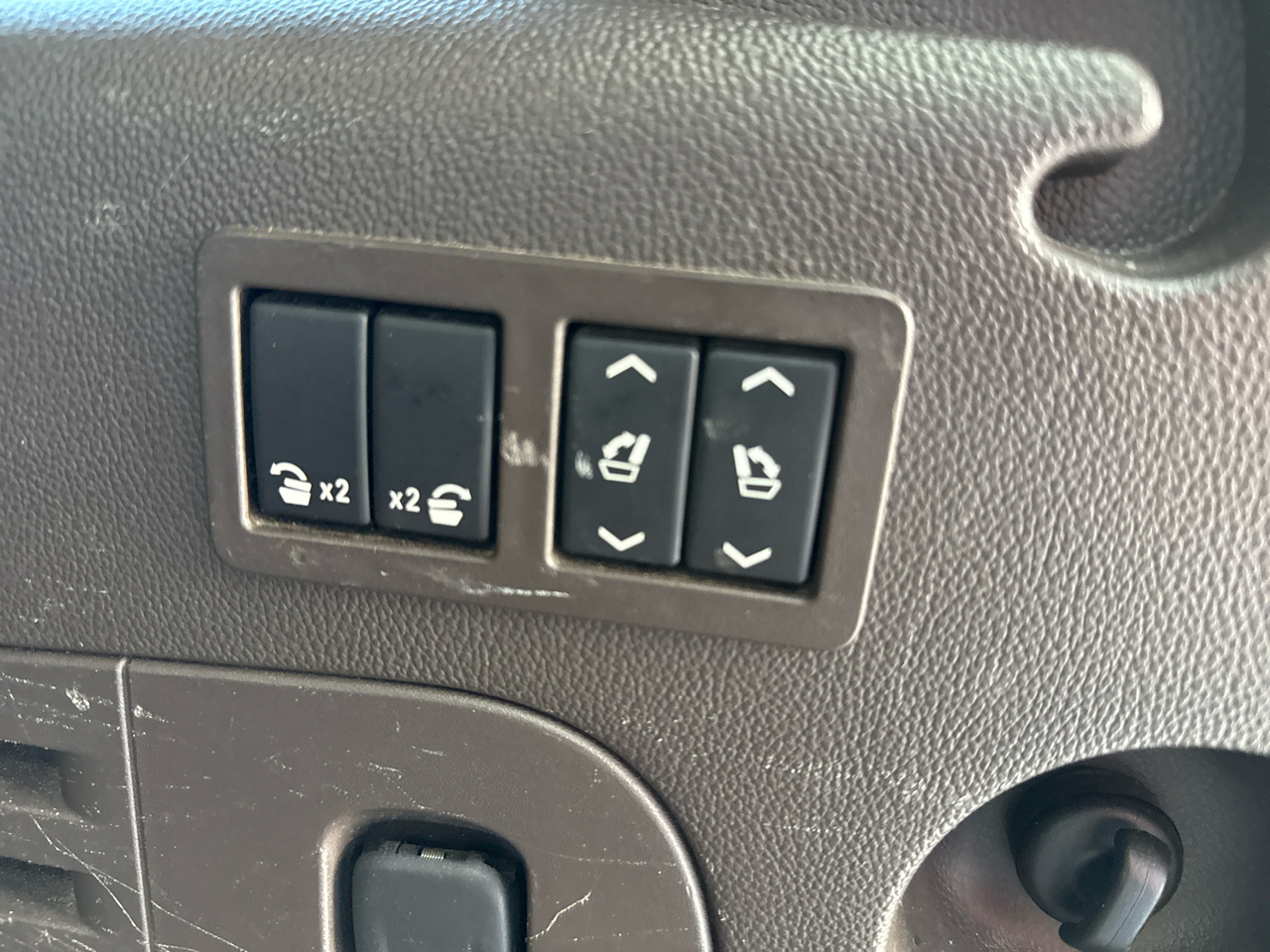 GMC Yukon Denali XL 2WD 2015