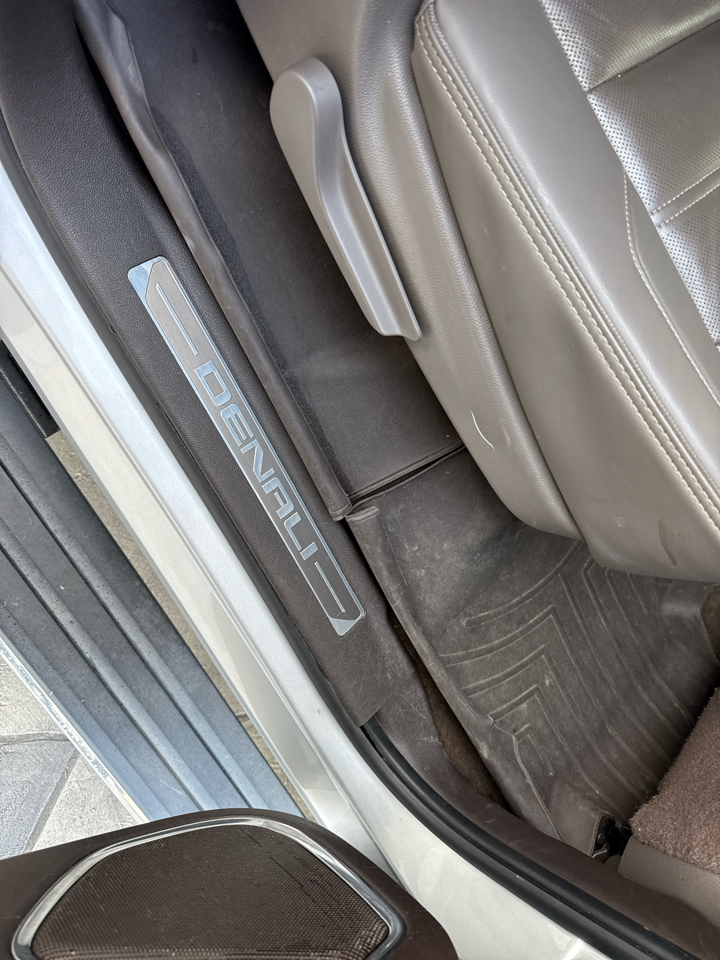 GMC Yukon Denali XL 2WD 2015