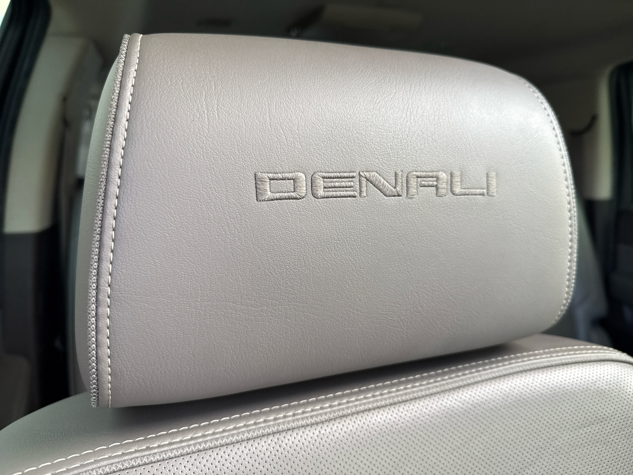 GMC Yukon Denali XL 2WD 2015