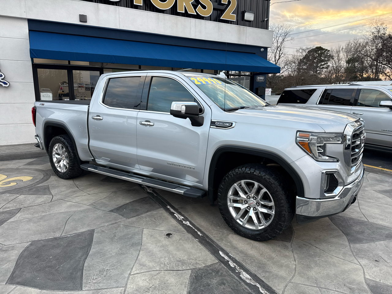 GMC Sierra 1500 4WD Crew Cab 153.0" SLT 2019