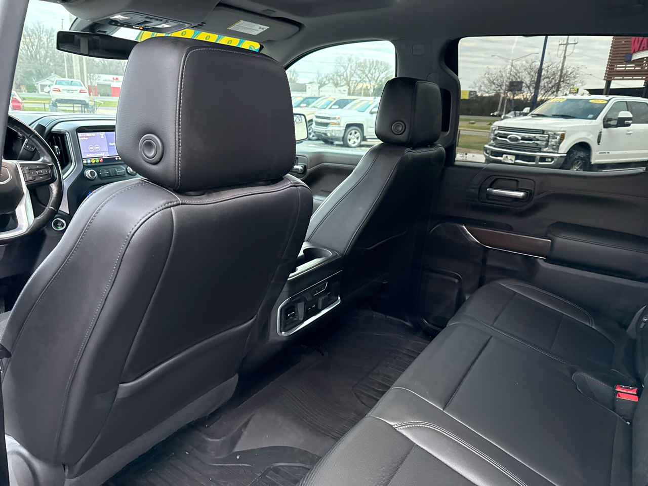 GMC Sierra 1500 4WD Crew Cab 153.0" SLT 2019