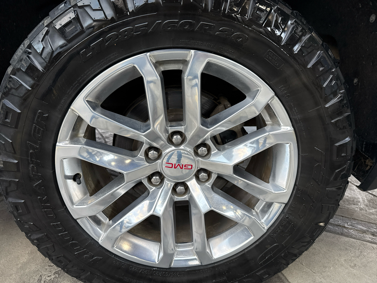 GMC Sierra 1500 4WD Crew Cab 153.0" SLT 2019