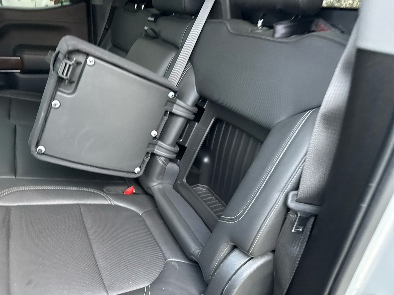 GMC Sierra 1500 4WD Crew Cab 153.0" SLT 2019