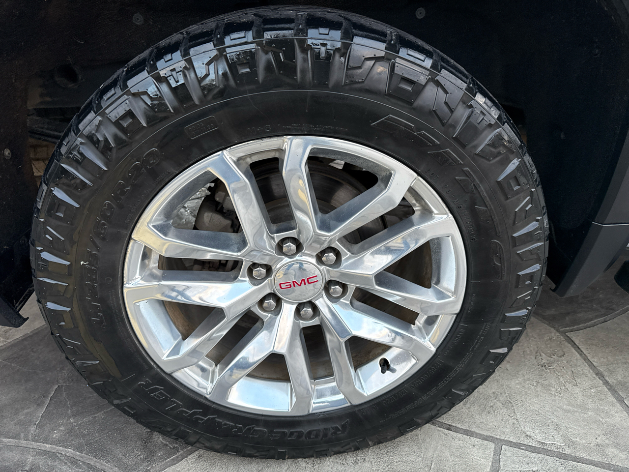 GMC Sierra 1500 4WD Crew Cab 153.0" SLT 2019