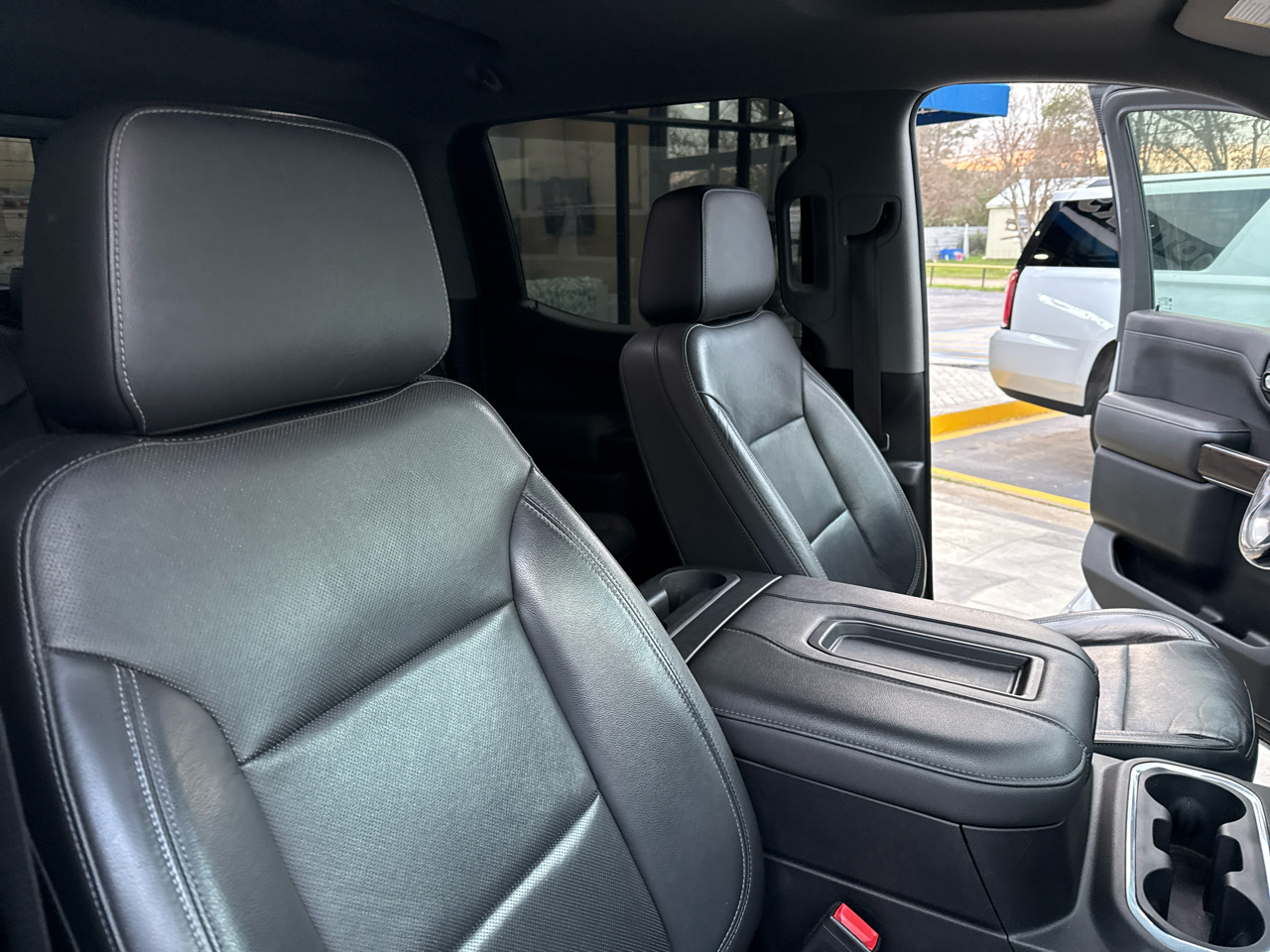 GMC Sierra 1500 4WD Crew Cab 153.0" SLT 2019