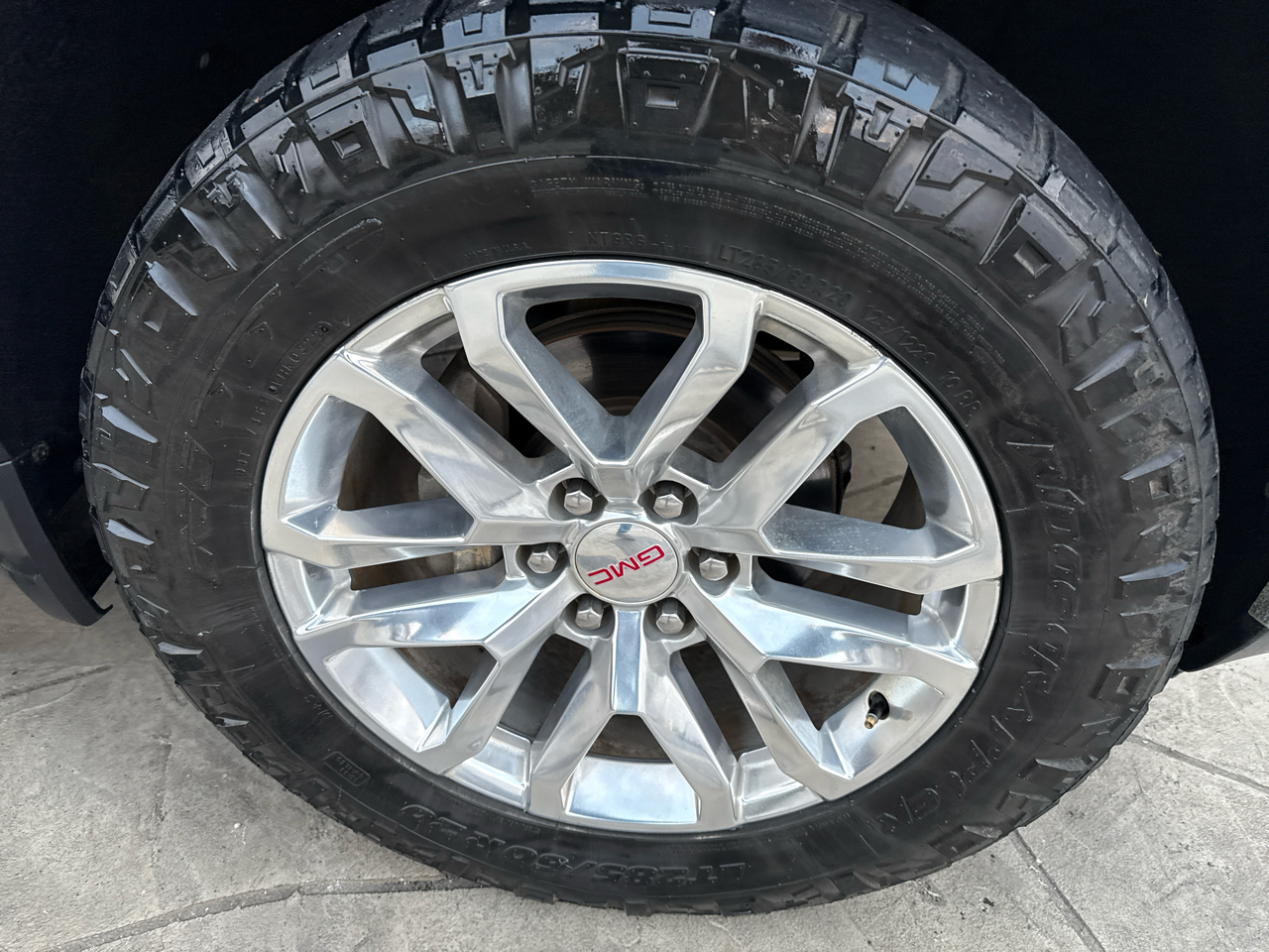 GMC Sierra 1500 4WD Crew Cab 153.0" SLT 2019