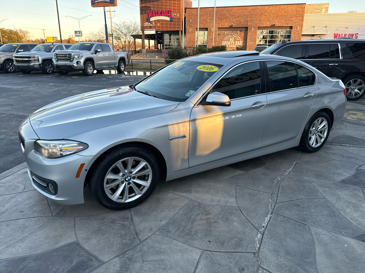 BMW 5-Series 528i 2016