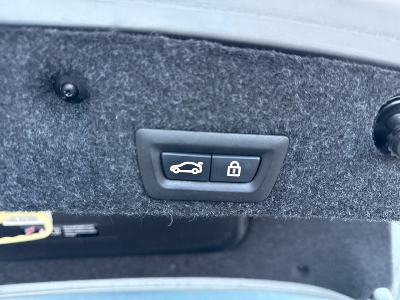 BMW 5-Series 528i 2016