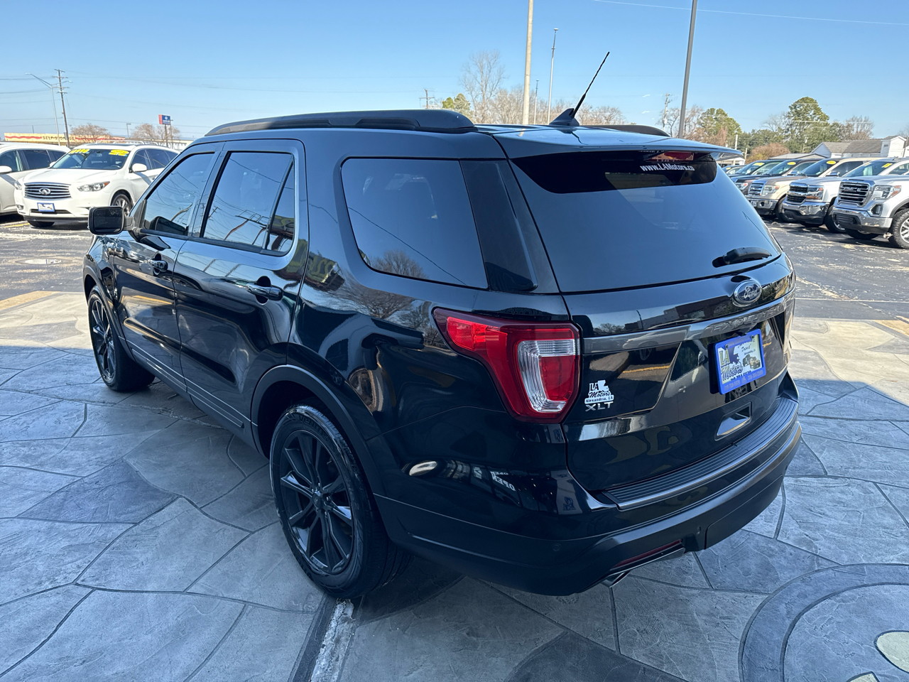Ford Explorer FWD 4dr XLT 2018