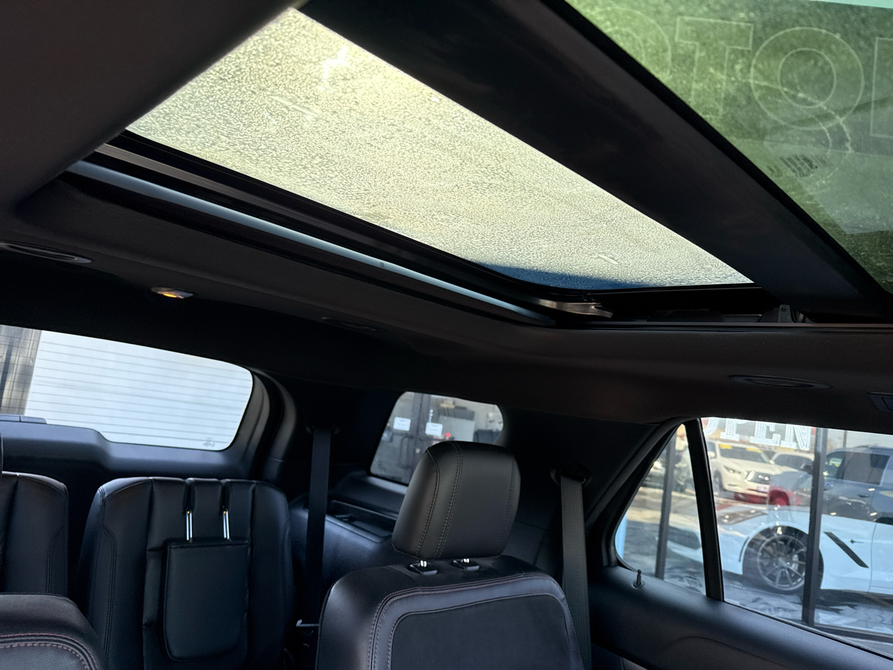 Ford Explorer FWD 4dr XLT 2018