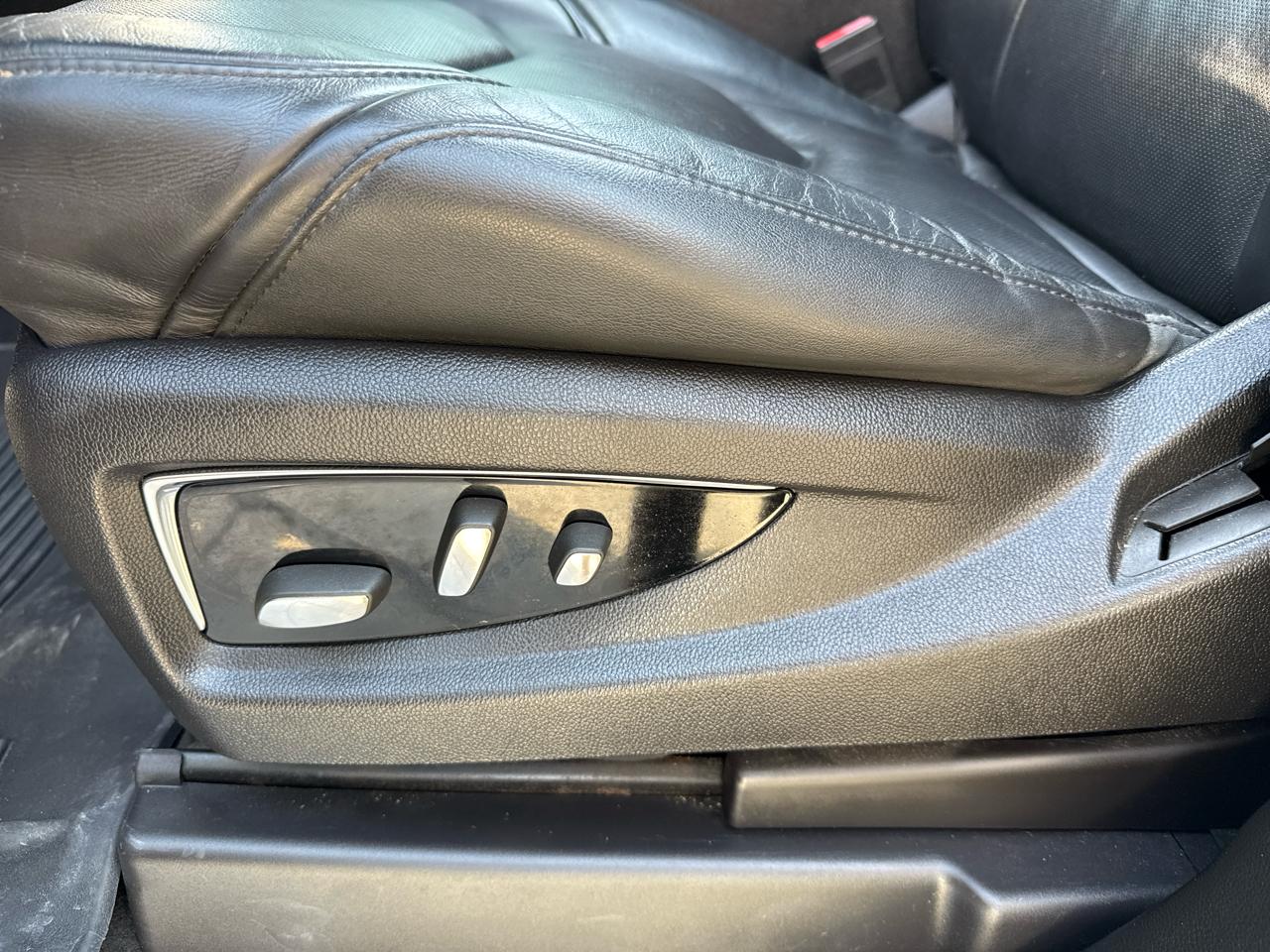 Cadillac Escalade ESV 2WD Premium 2015