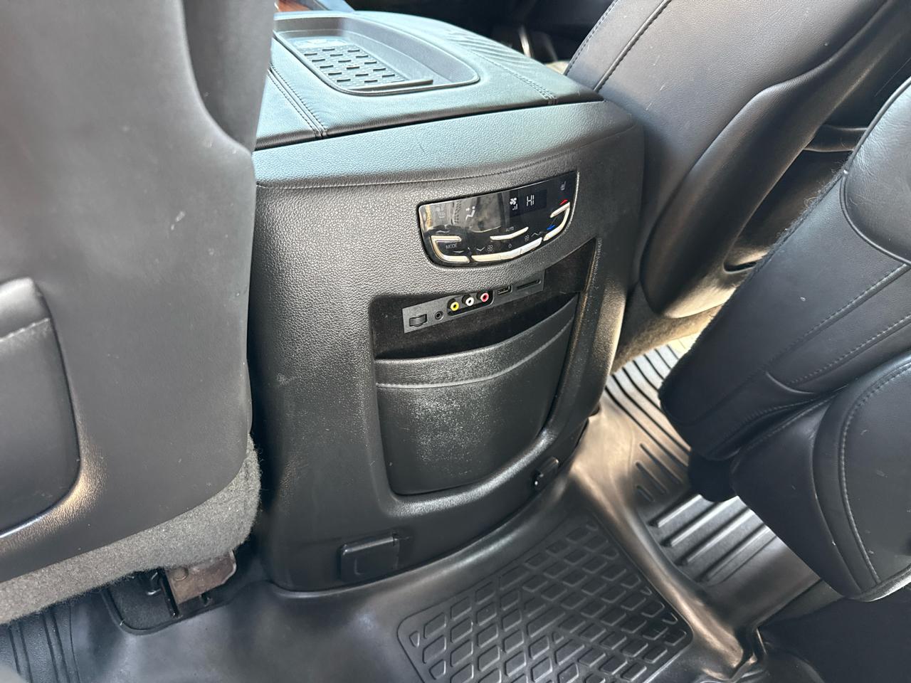 Cadillac Escalade ESV 2WD Premium 2015