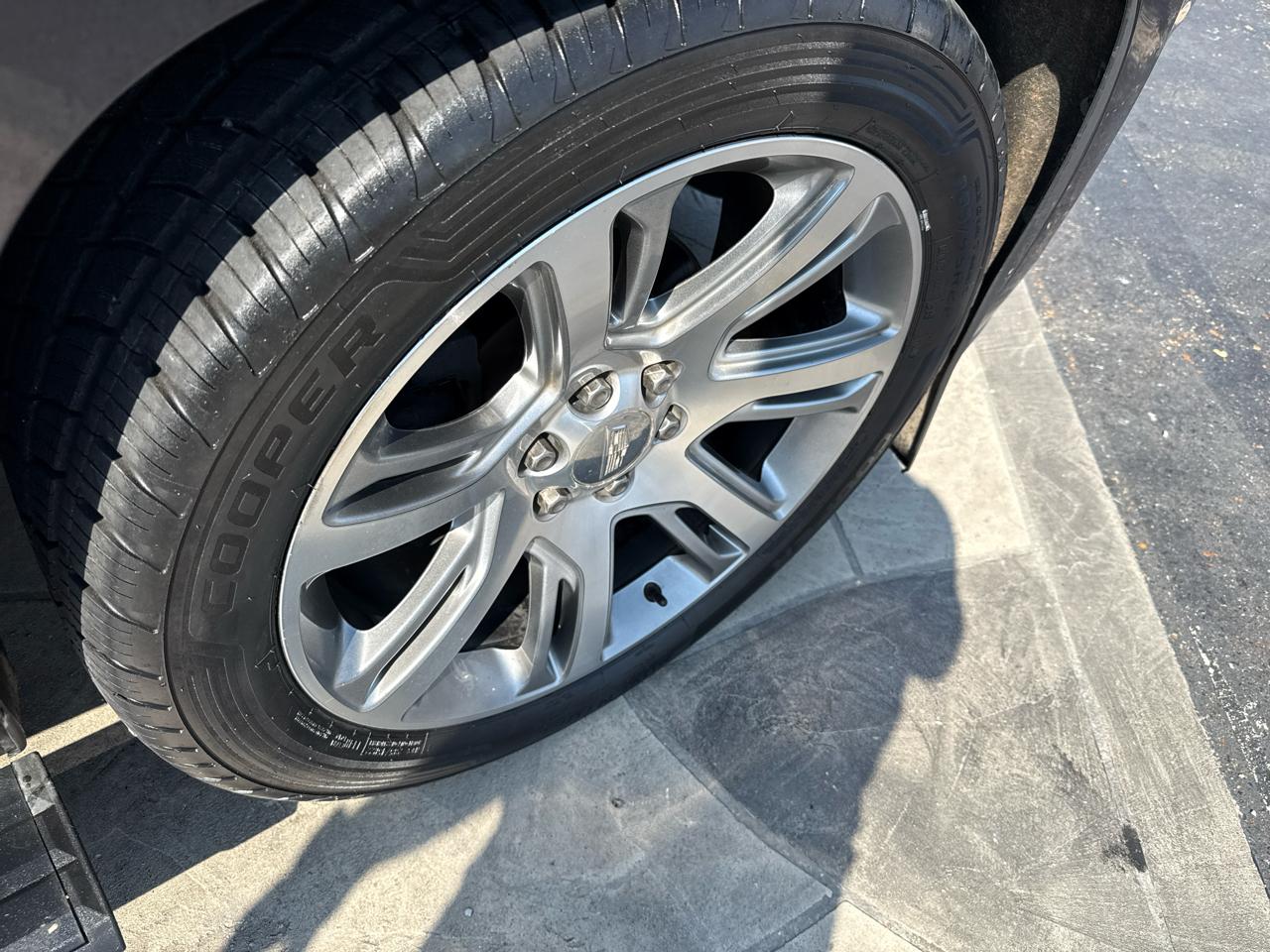 Cadillac Escalade ESV 2WD Premium 2015