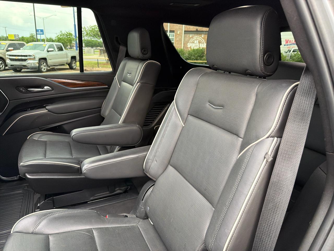 Cadillac Escalade Premium Luxury AWD 2021