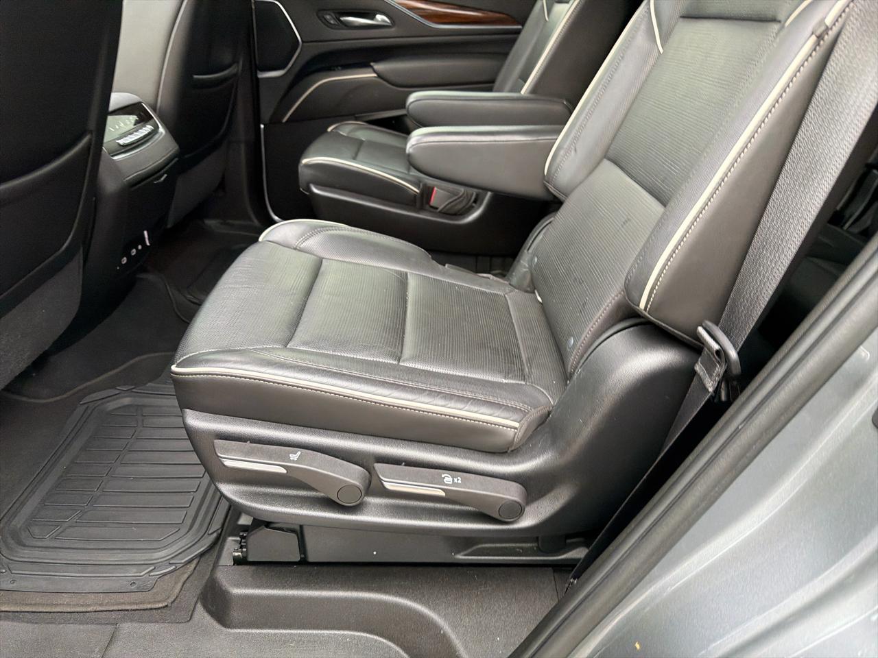 Cadillac Escalade Premium Luxury AWD 2021