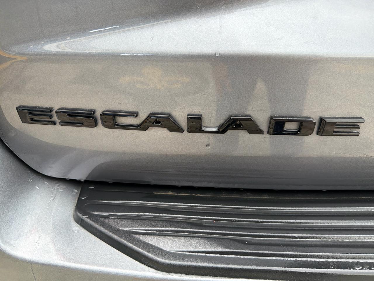 Cadillac Escalade Premium Luxury AWD 2021