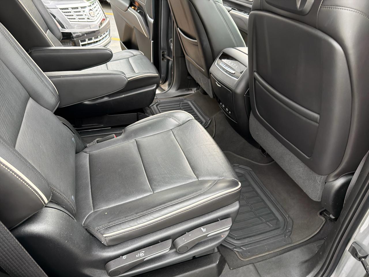 Cadillac Escalade Premium Luxury AWD 2021