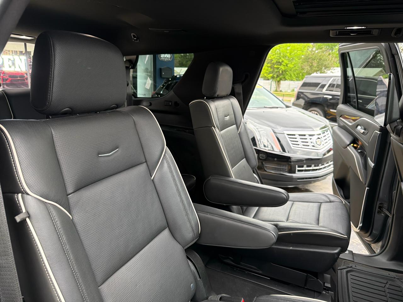 Cadillac Escalade Premium Luxury AWD 2021