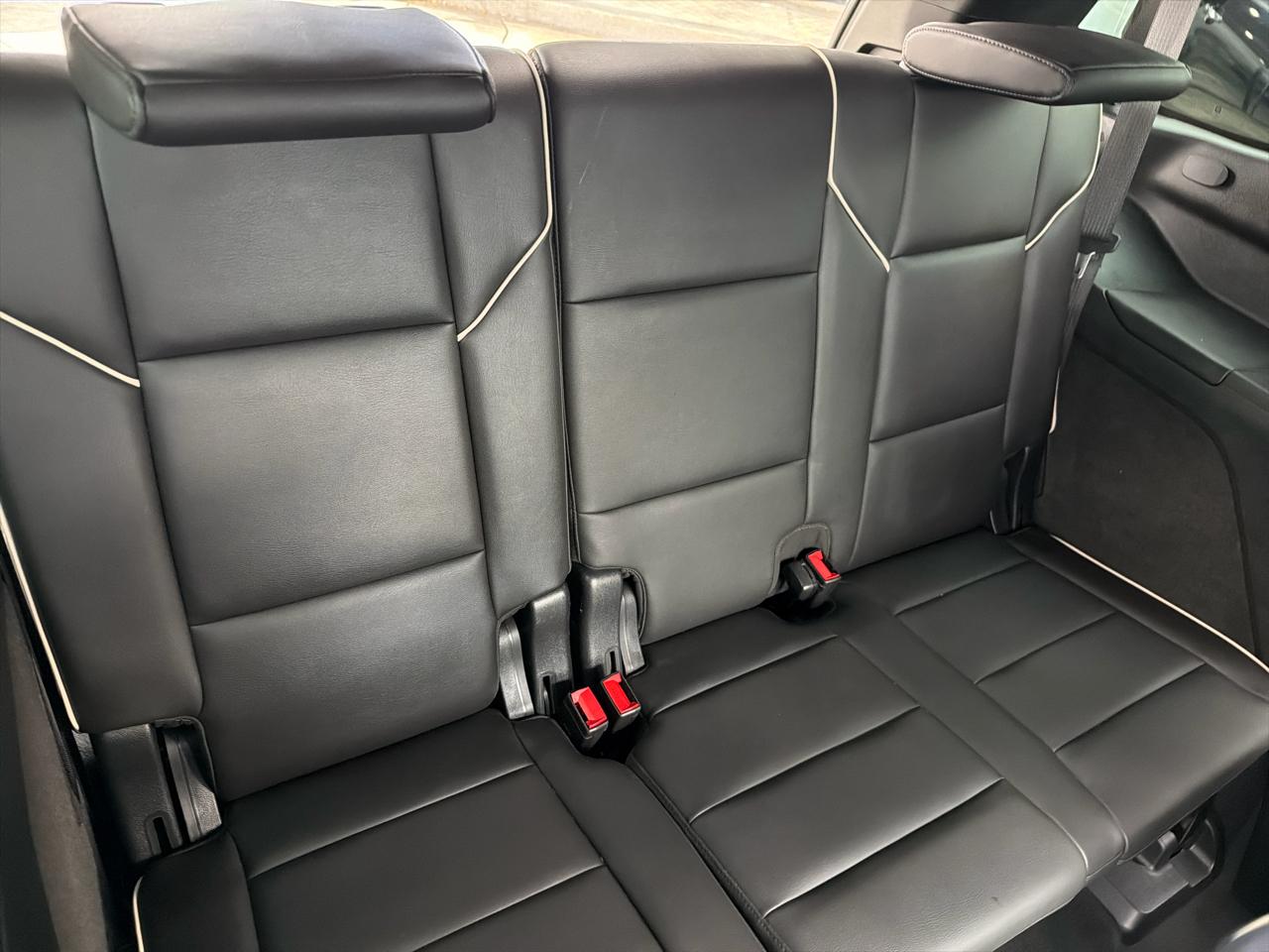 Cadillac Escalade Premium Luxury AWD 2021