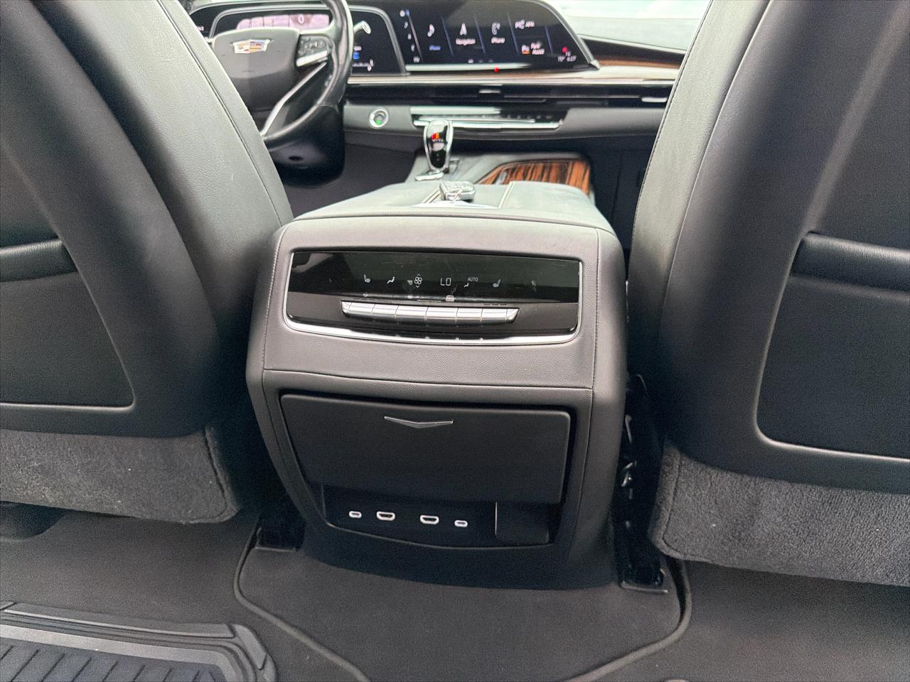 Cadillac Escalade Premium Luxury AWD 2021