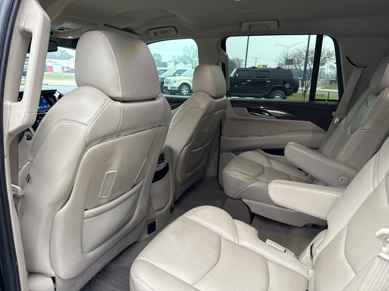 Cadillac Escalade Standard 2WD 2020