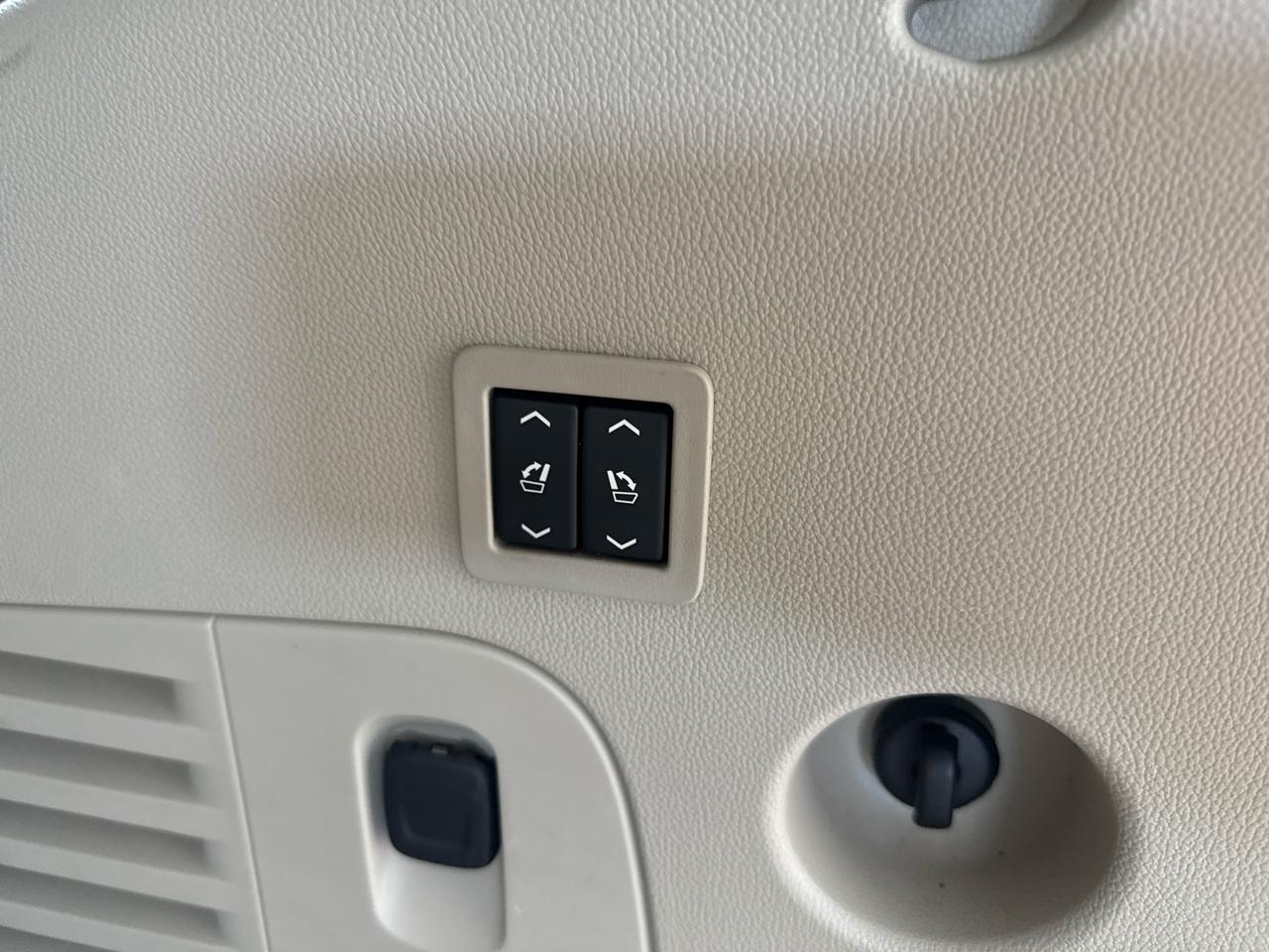 Cadillac Escalade Standard 2WD 2020