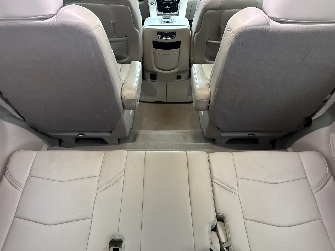 Cadillac Escalade Standard 2WD 2020