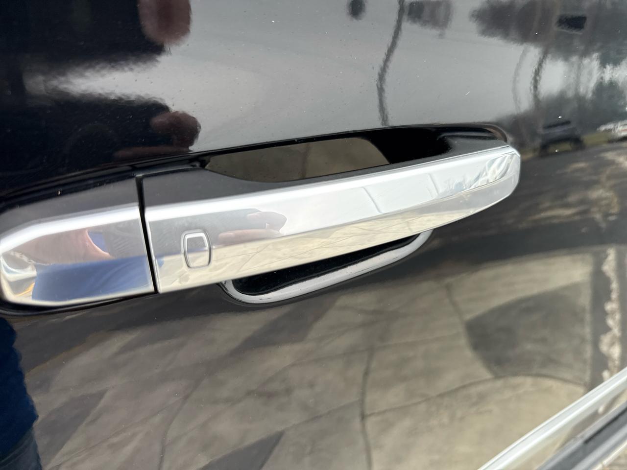 Cadillac Escalade Standard 2WD 2020