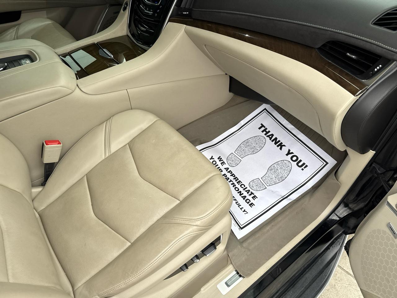 Cadillac Escalade Standard 2WD 2020