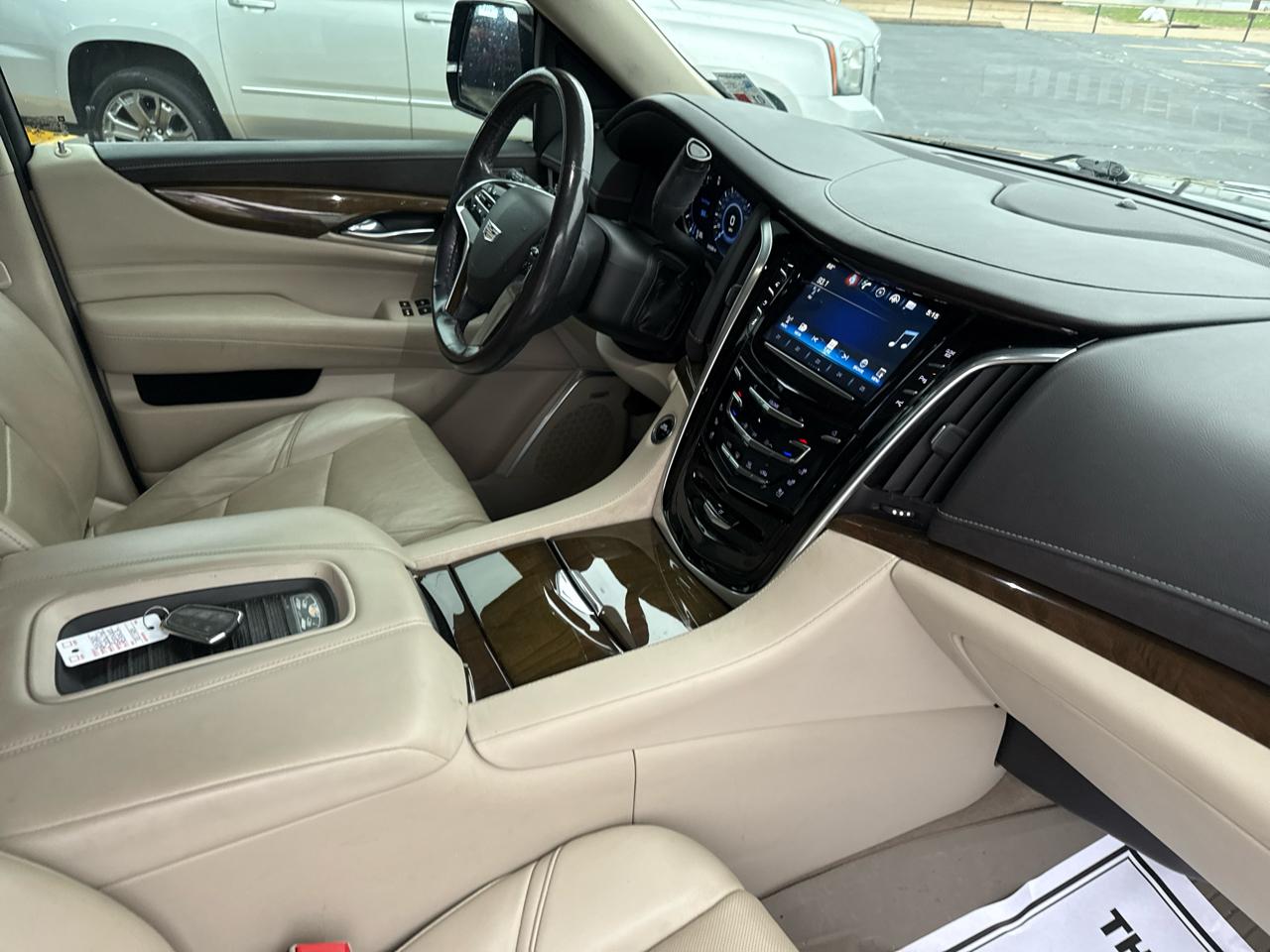 Cadillac Escalade Standard 2WD 2020