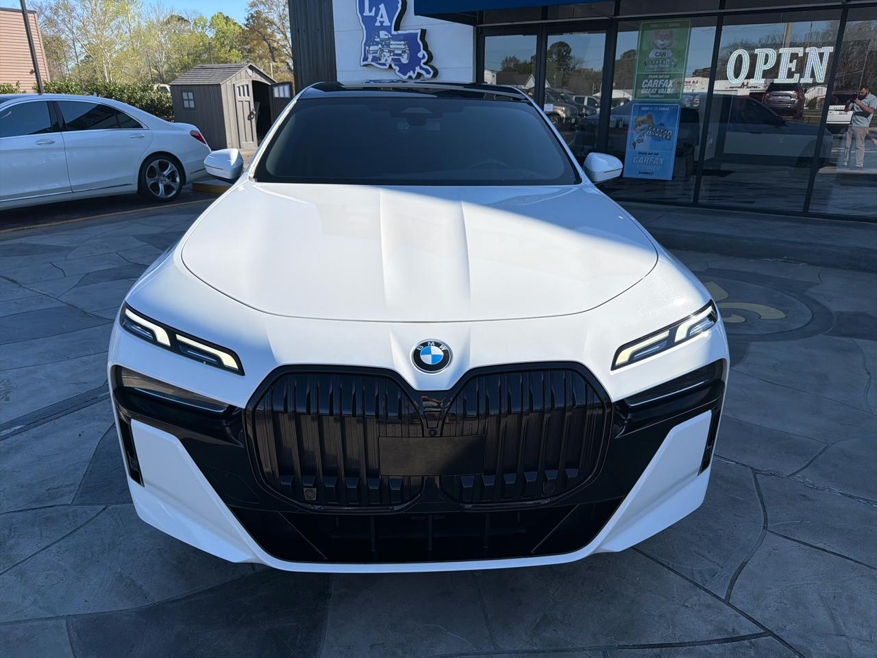 BMW 7-Series 740i 2023