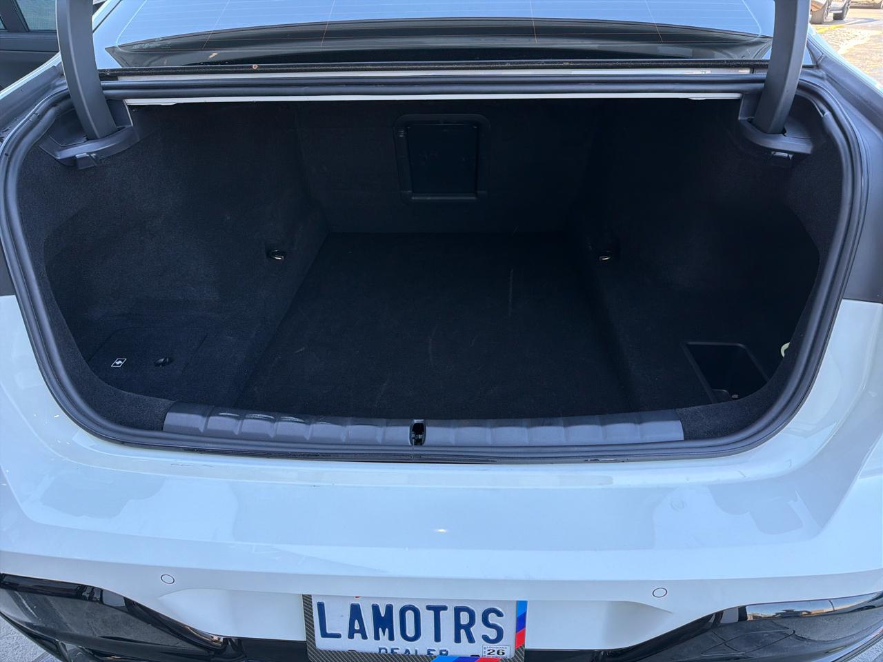 BMW 7-Series 740i 2023